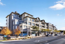 B306-20487 65 Avenue Langley, BC V2Y 3K5