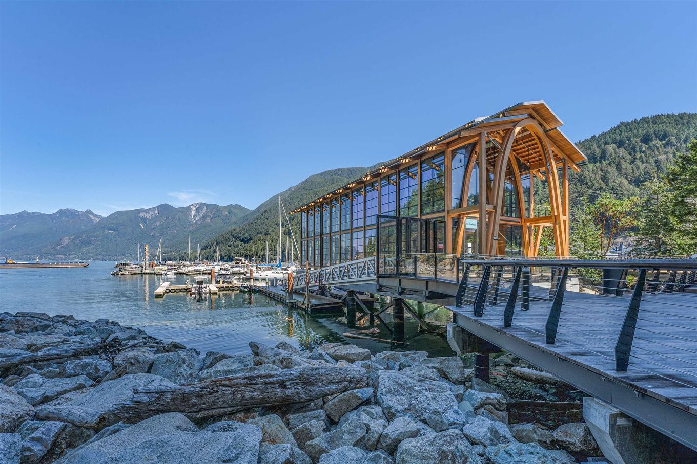 409-6687 Nelson Avenue, West Vancouver, BC