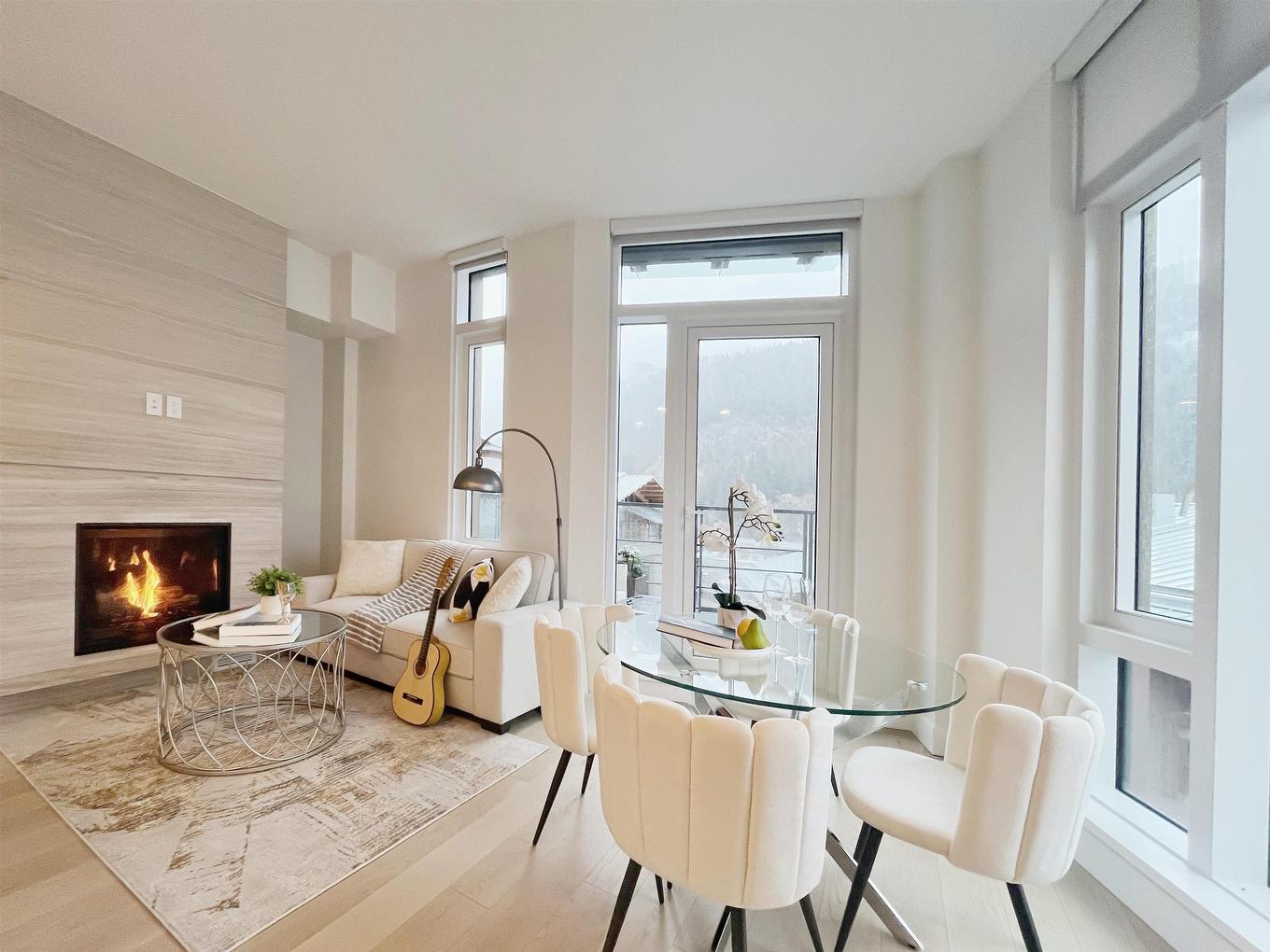 409-6687 Nelson Avenue, West Vancouver, BC