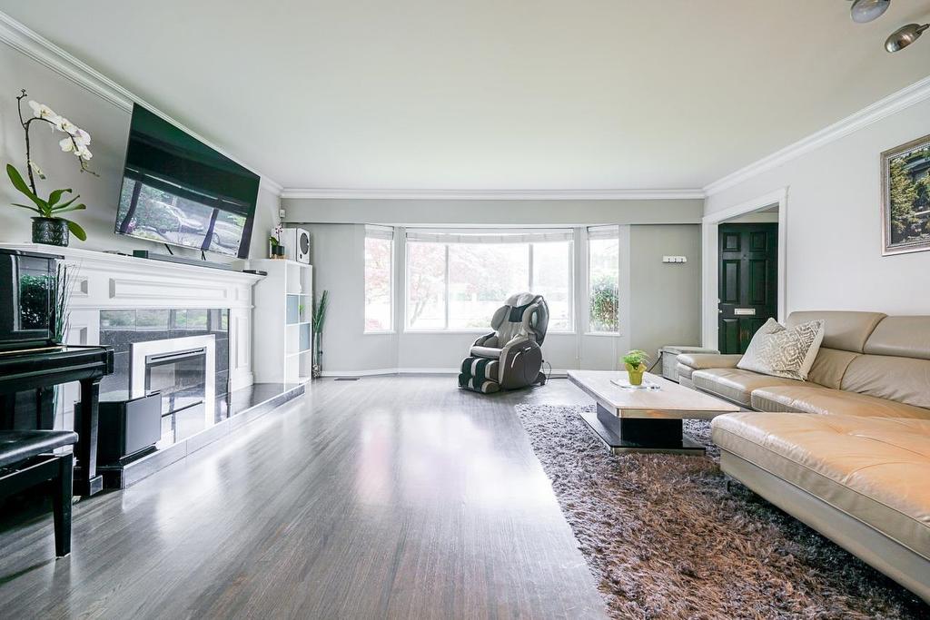 6025 Dickens Street, Burnaby, BC