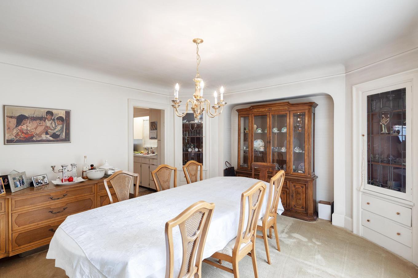 1121 16Th Avenue W, Vancouver, BC