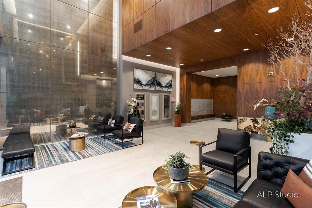 906-6833 Buswell Street, Richmond, BC