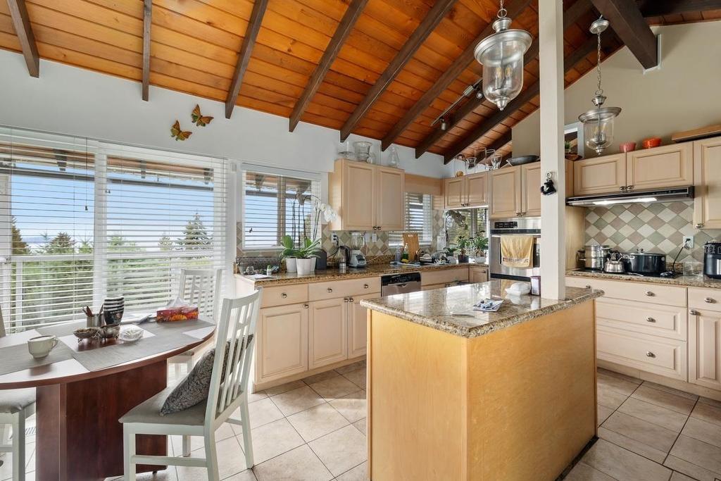 2685 Skilift Place, West Vancouver, BC