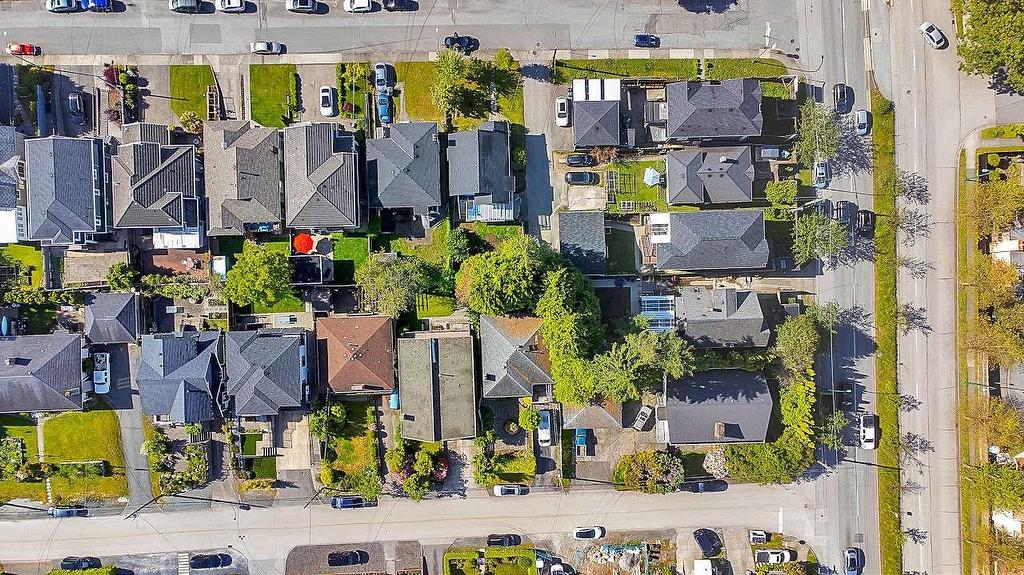 3717 Price Street, Burnaby, BC