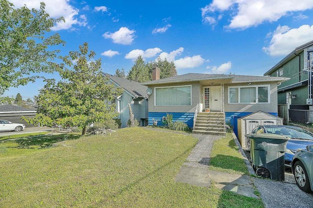 3723 Price Street, Burnaby, BC