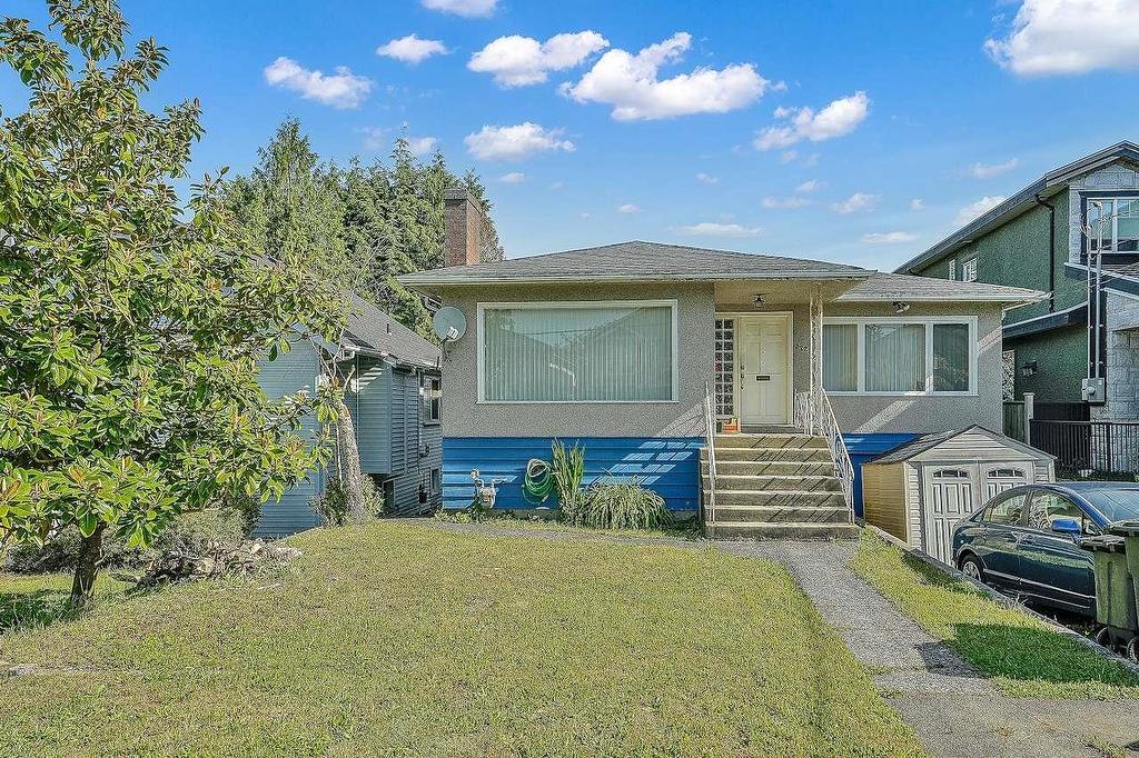 3723 Price Street, Burnaby, BC