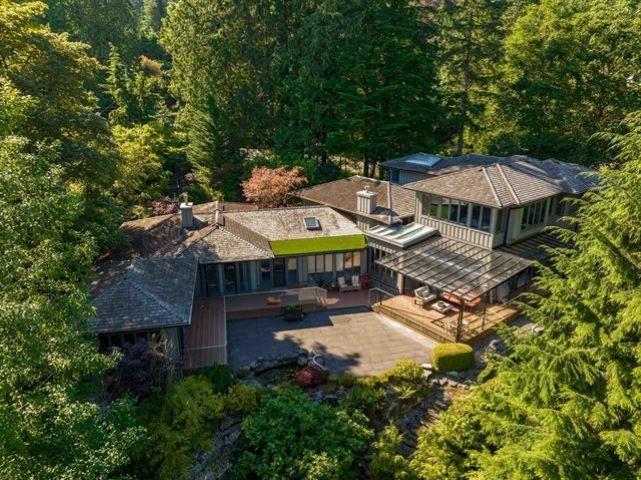 340 Southborough Drive, West Vancouver, BC