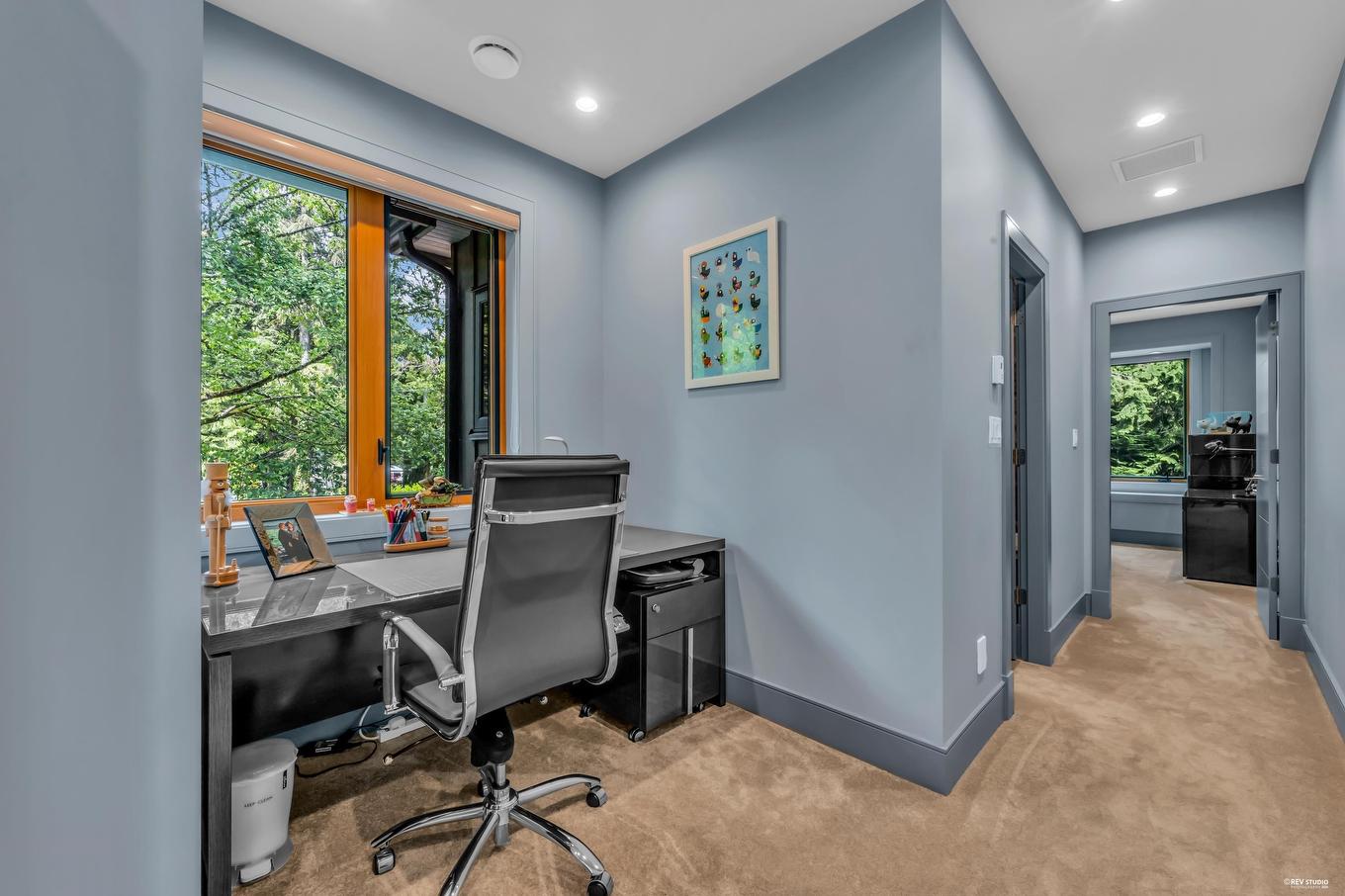 340 Southborough Drive, West Vancouver, BC