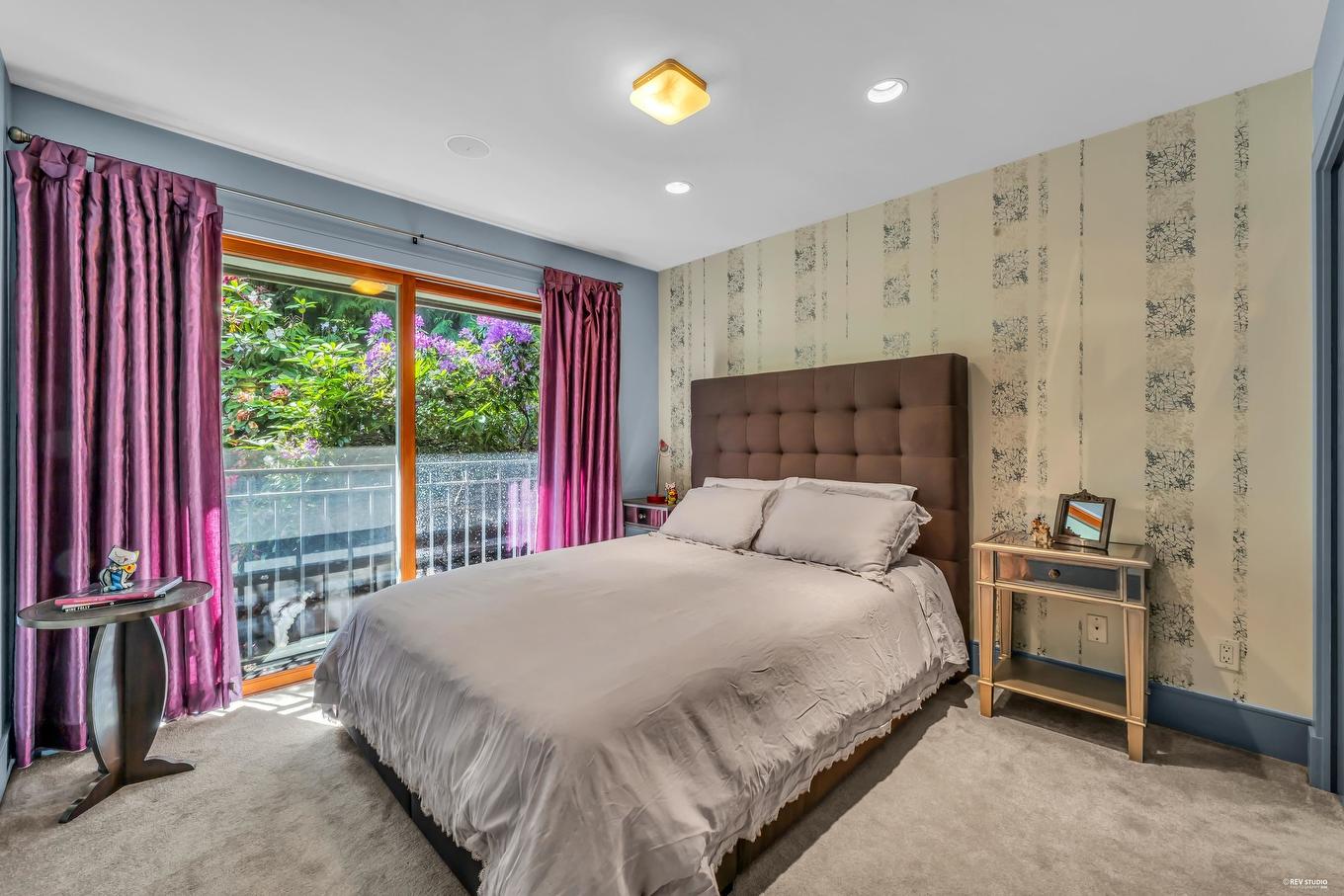 340 Southborough Drive, West Vancouver, BC