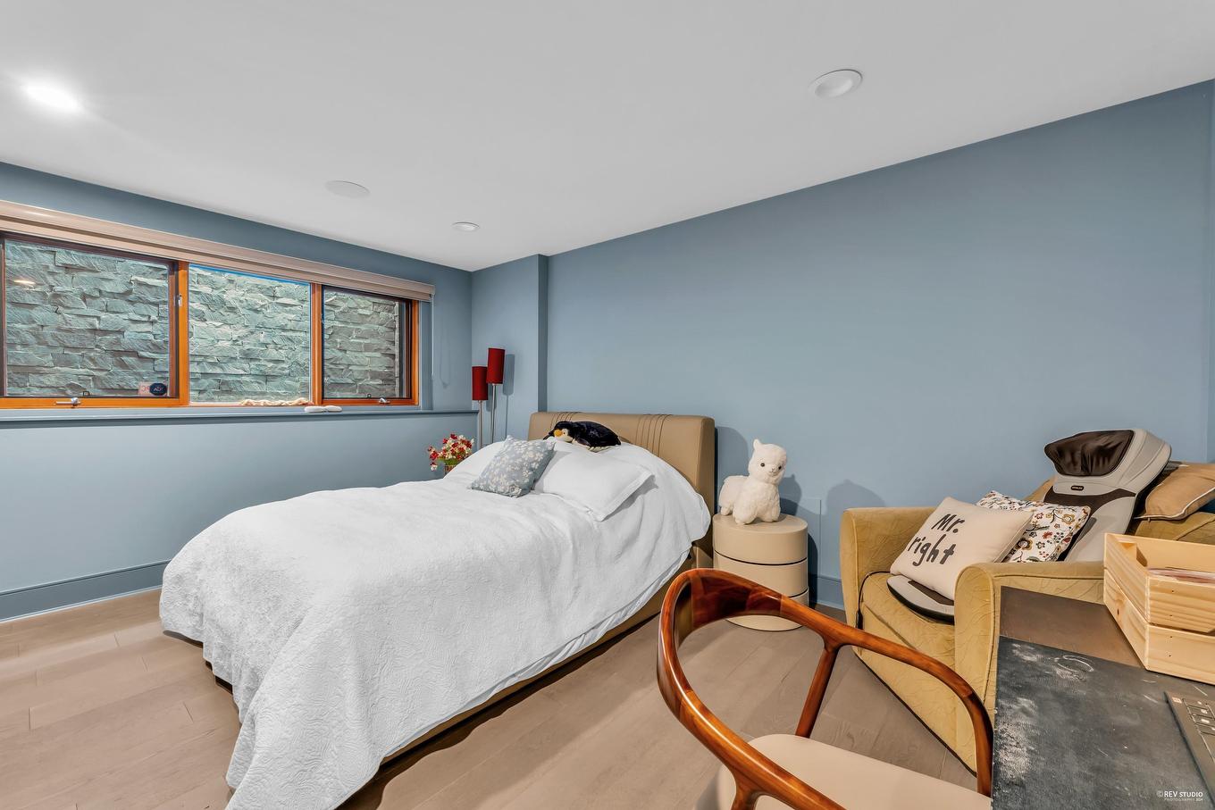 340 Southborough Drive, West Vancouver, BC