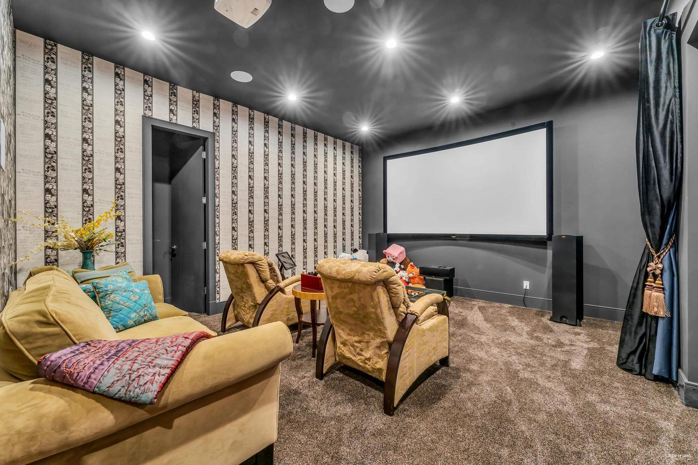 340 Southborough Drive, West Vancouver, BC