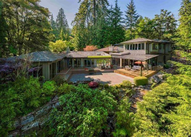 340 Southborough Drive, West Vancouver, BC