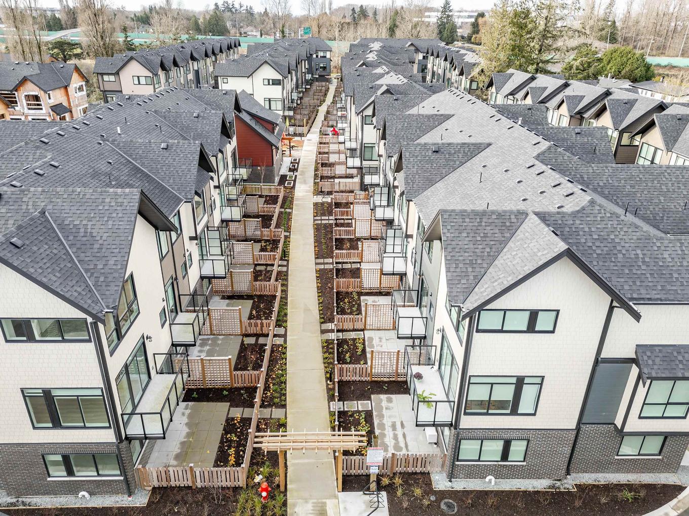 21-4337 Boundary Road, Richmond, BC