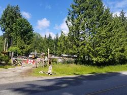 6229 Mason Road Sechelt, BC V7Z 0N4