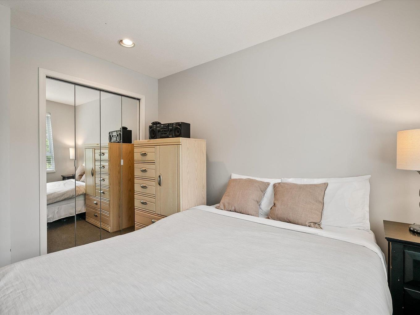 215-4314 Main Street, Whistler, BC