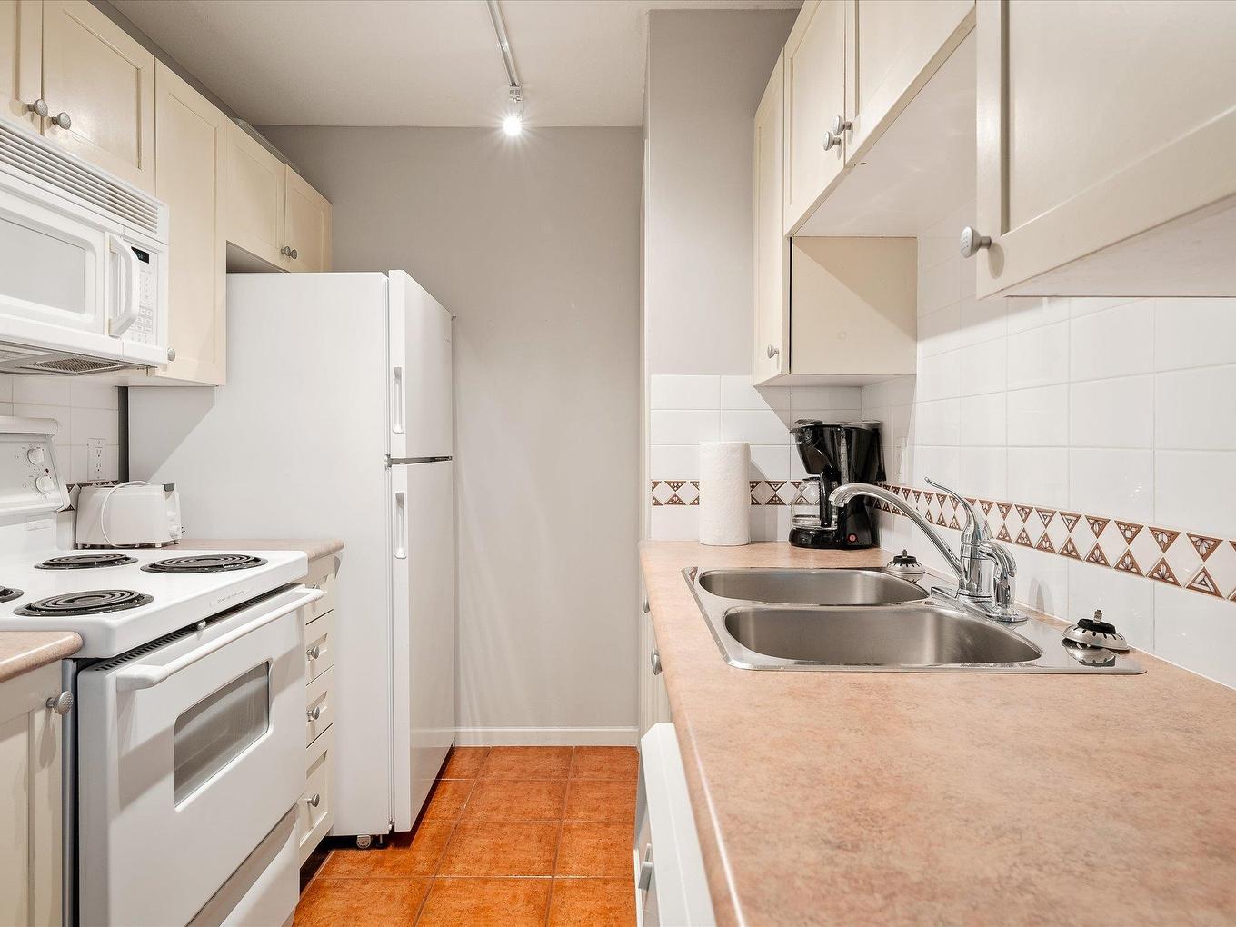 215-4314 Main Street, Whistler, BC