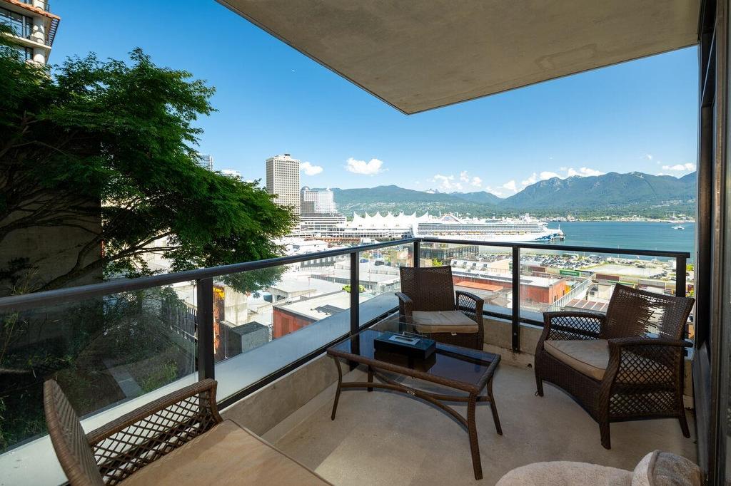 1209-108 Cordova Street W, Vancouver, BC