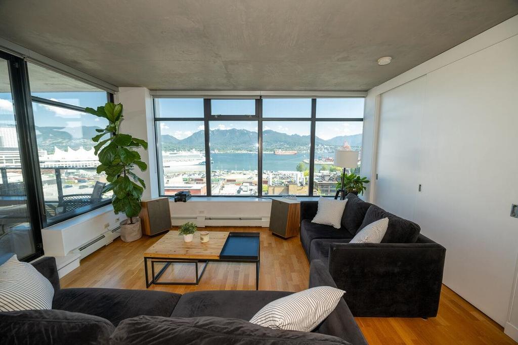 1209-108 Cordova Street W, Vancouver, BC