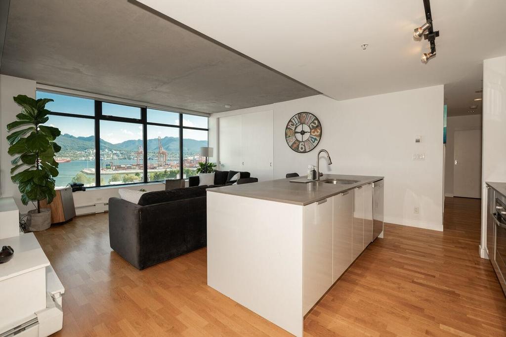 1209-108 Cordova Street W, Vancouver, BC