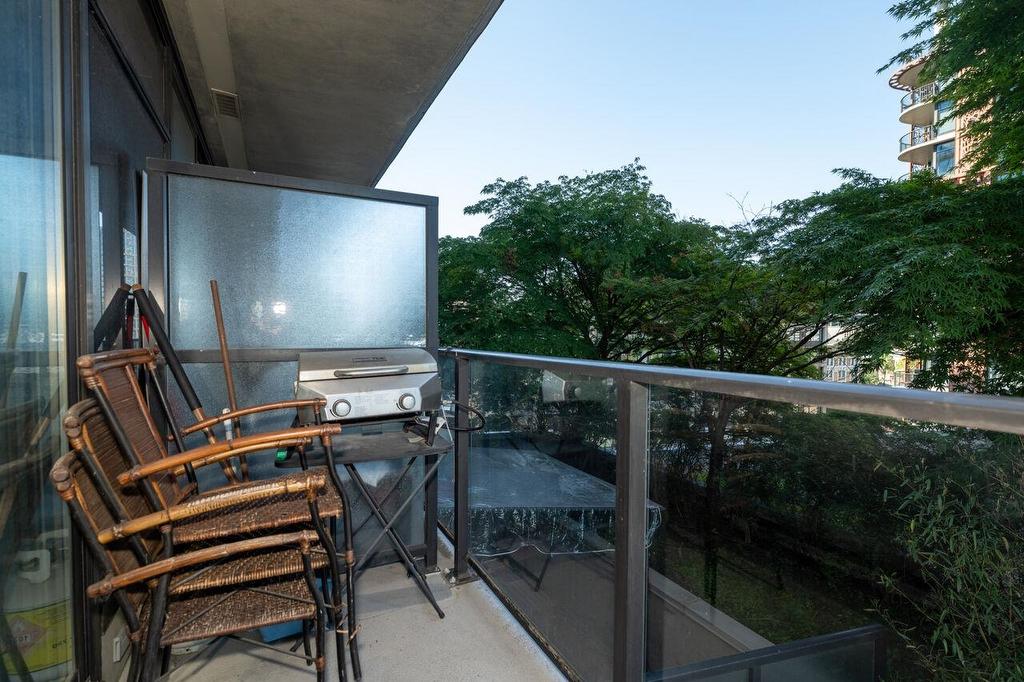 1209-108 Cordova Street W, Vancouver, BC