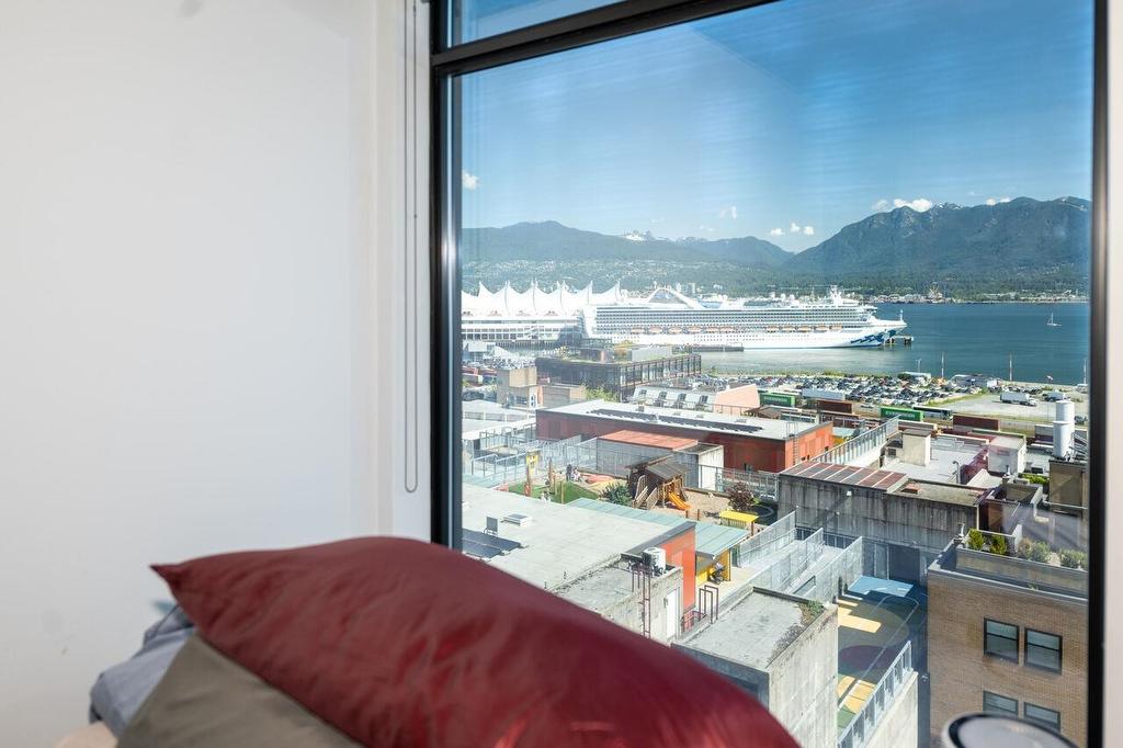 1209-108 Cordova Street W, Vancouver, BC