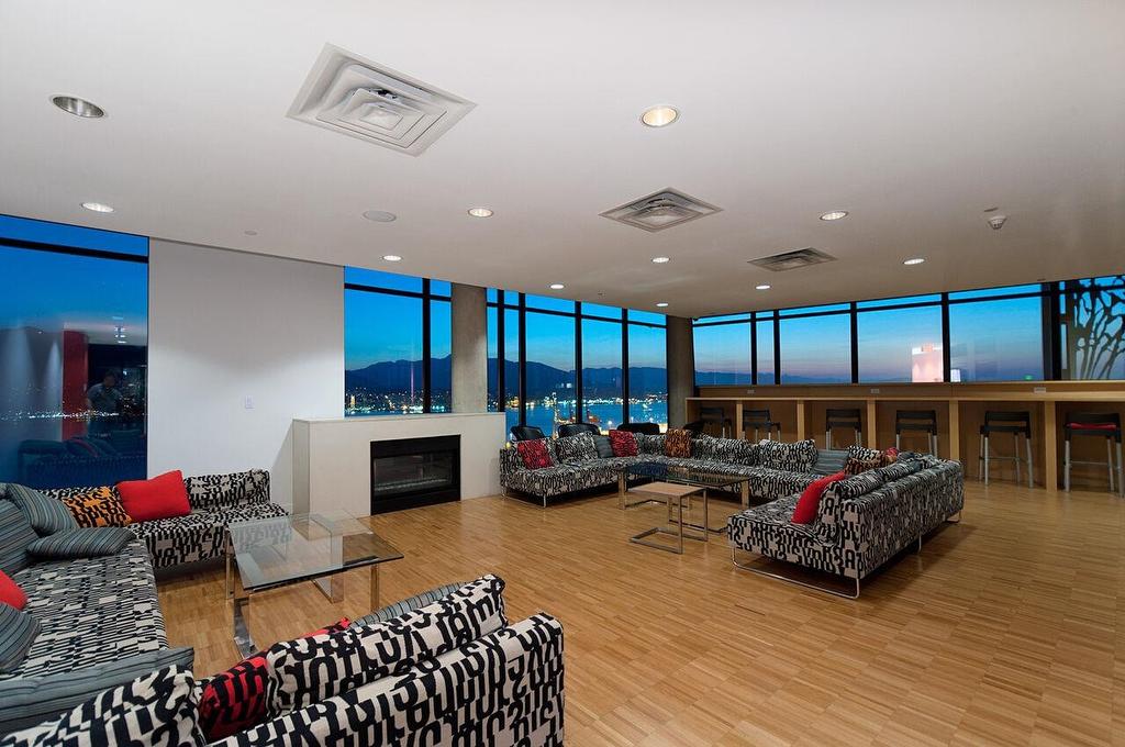 1209-108 Cordova Street W, Vancouver, BC