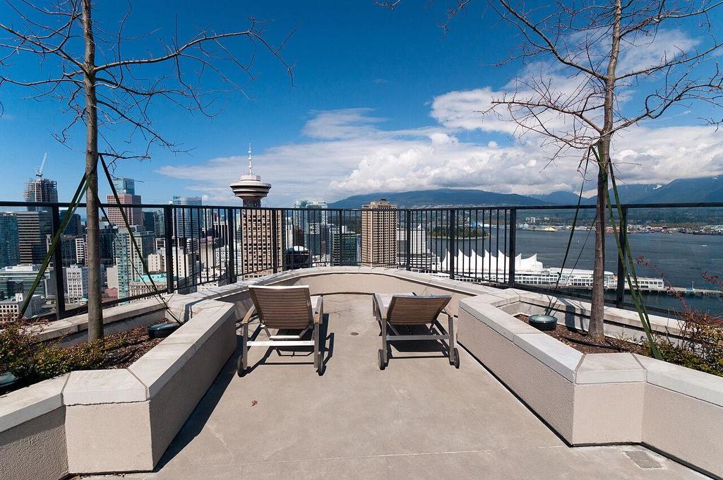 1209-108 Cordova Street W, Vancouver, BC