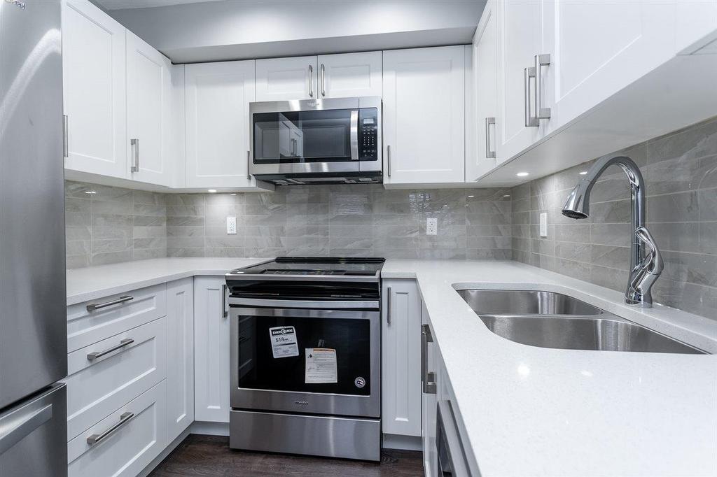 305-1990 Westminster Avenue, Port Coquitlam, BC