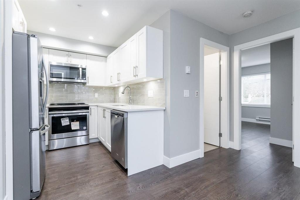 305-1990 Westminster Avenue, Port Coquitlam, BC