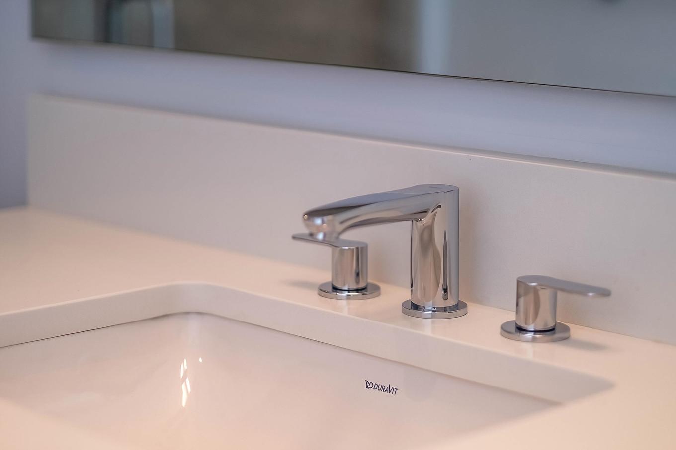 1706-6833 Buswell Street, Richmond, BC