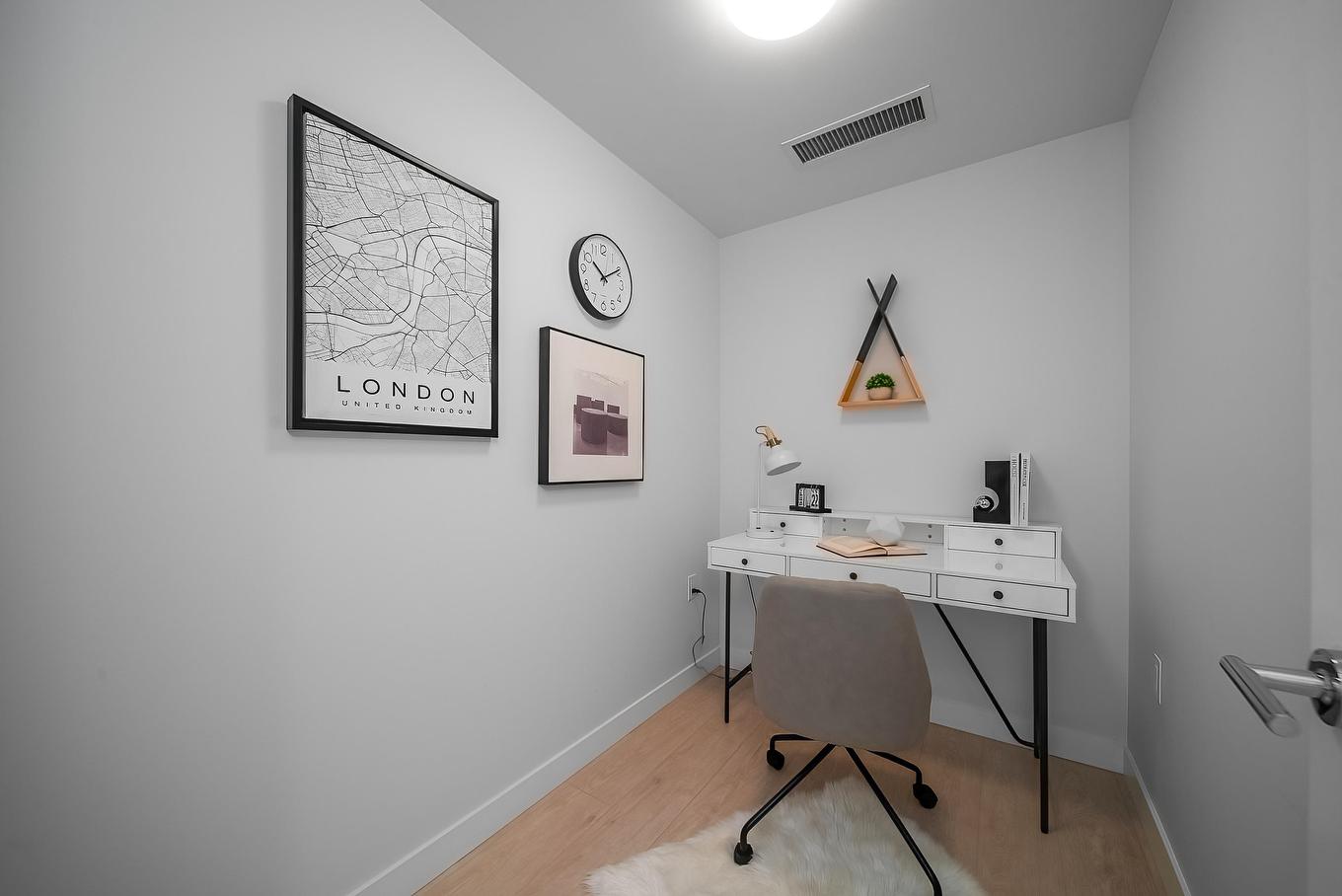 1706-6833 Buswell Street, Richmond, BC