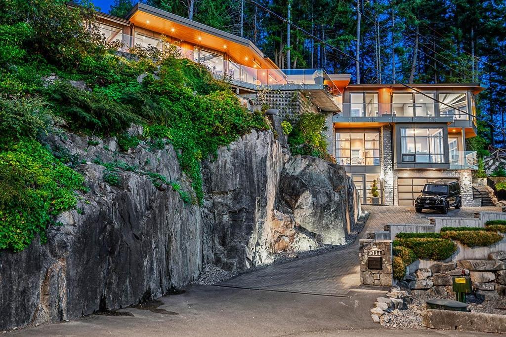 5134 Pitcairn Place, West Vancouver, BC