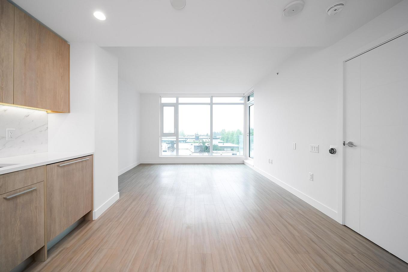 502-6398 Silver Avenue, Burnaby, BC