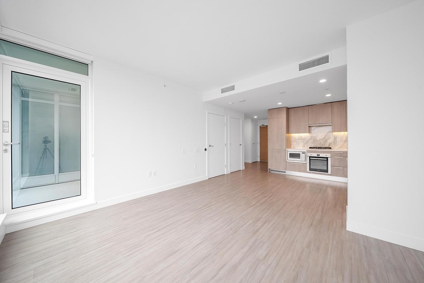 502-6398 Silver Avenue, Burnaby, BC