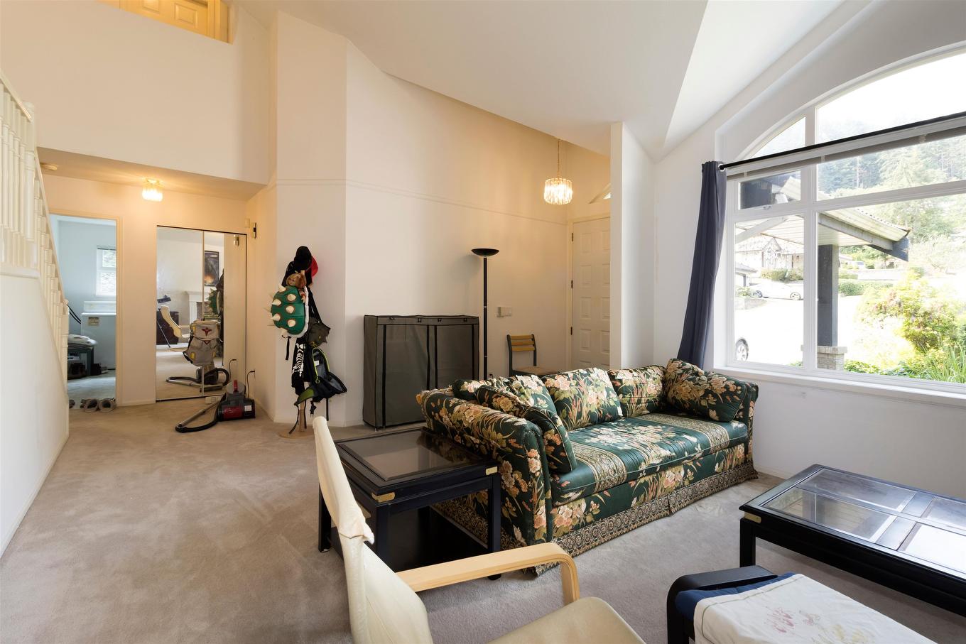 1642 Plateau Crescent, Coquitlam, BC