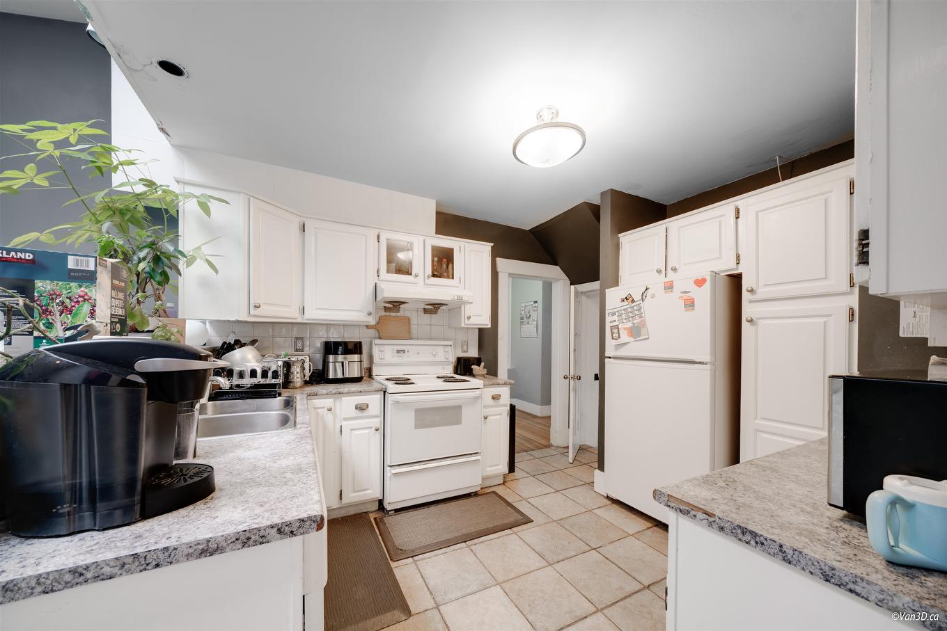 3531 37Th Avenue W, Vancouver, BC