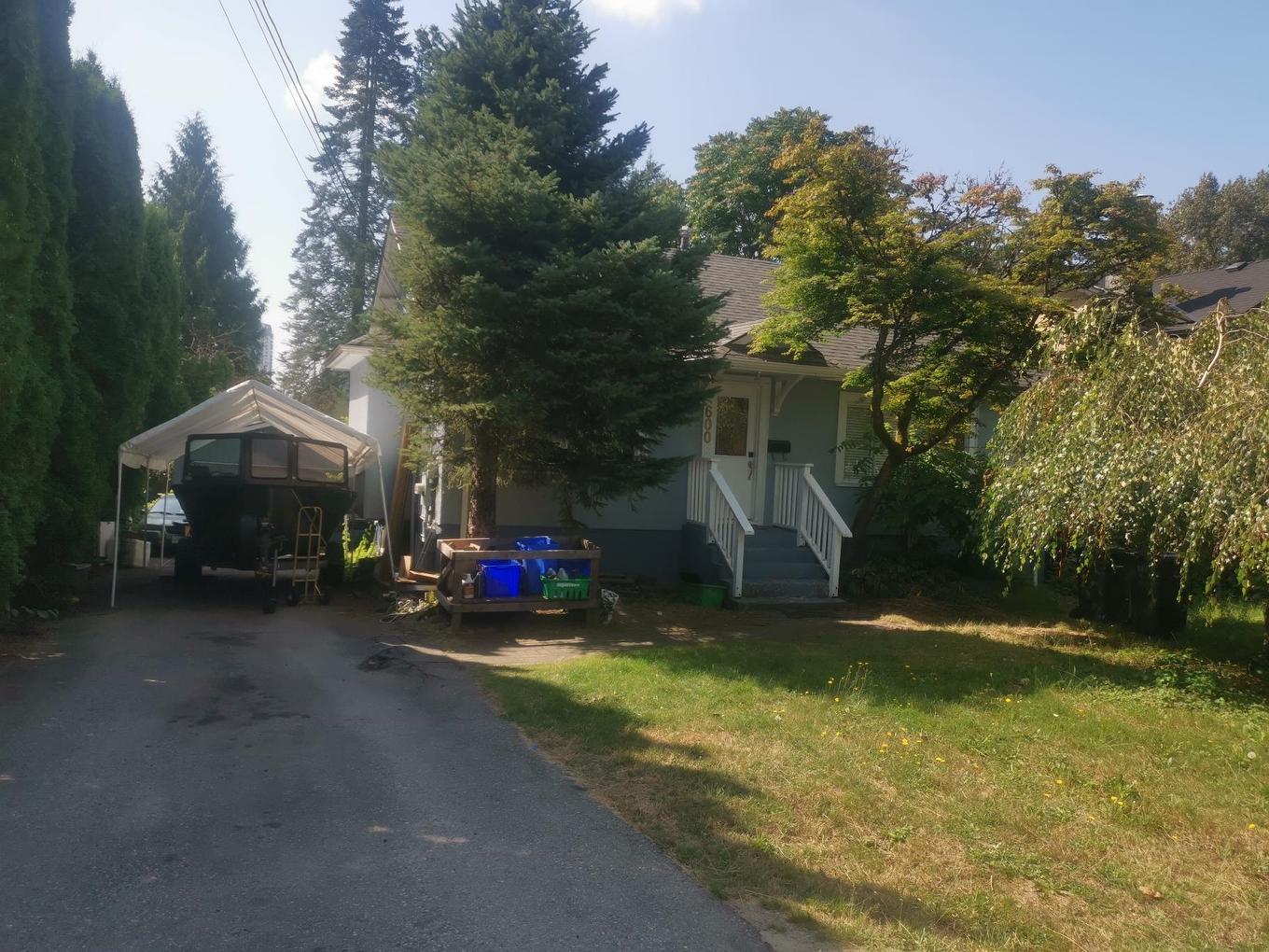 600 Thompson Avenue, Coquitlam, BC