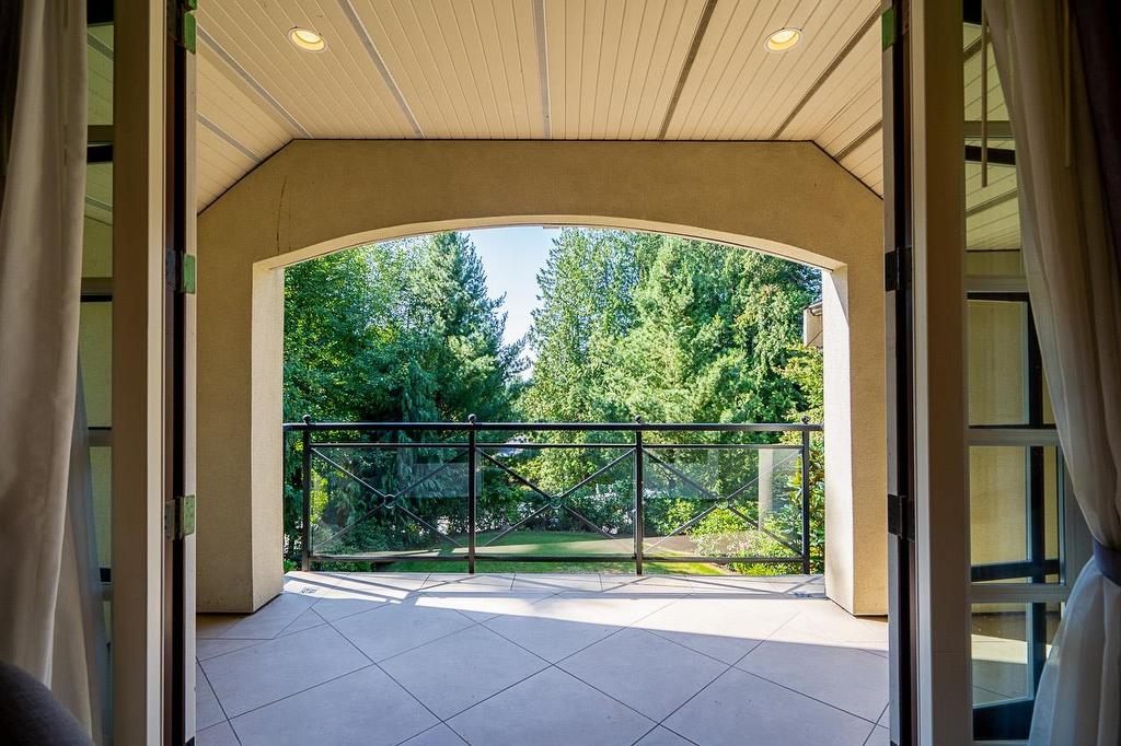 792 Southborough Drive, West Vancouver, BC