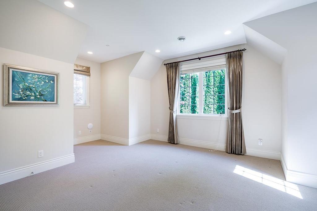 792 Southborough Drive, West Vancouver, BC