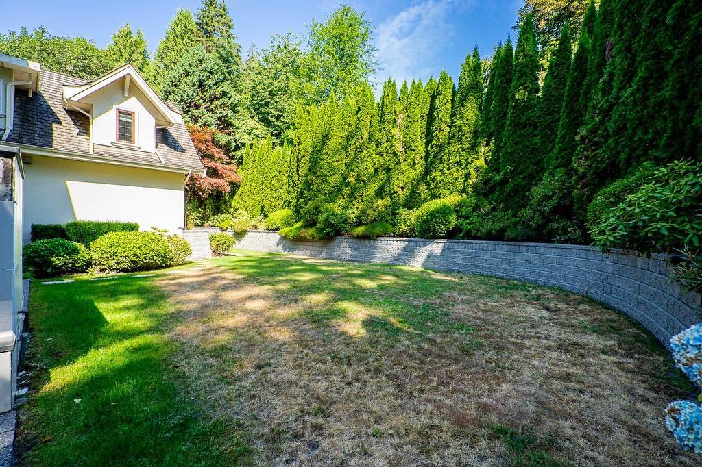 792 Southborough Drive, West Vancouver, BC