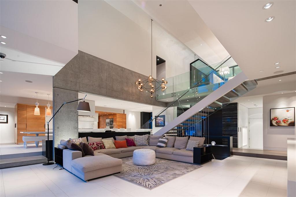 1071 Groveland Road, West Vancouver, BC