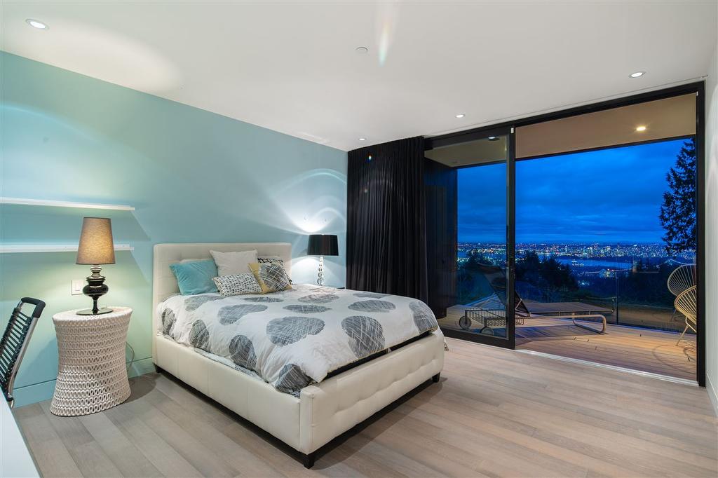 1071 Groveland Road, West Vancouver, BC