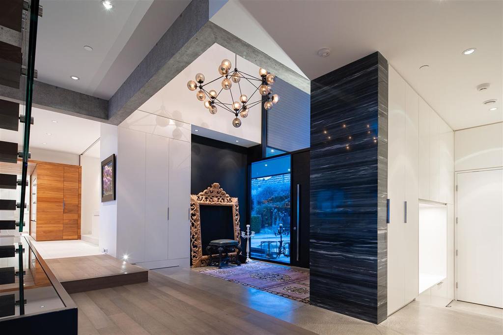 1071 Groveland Road, West Vancouver, BC