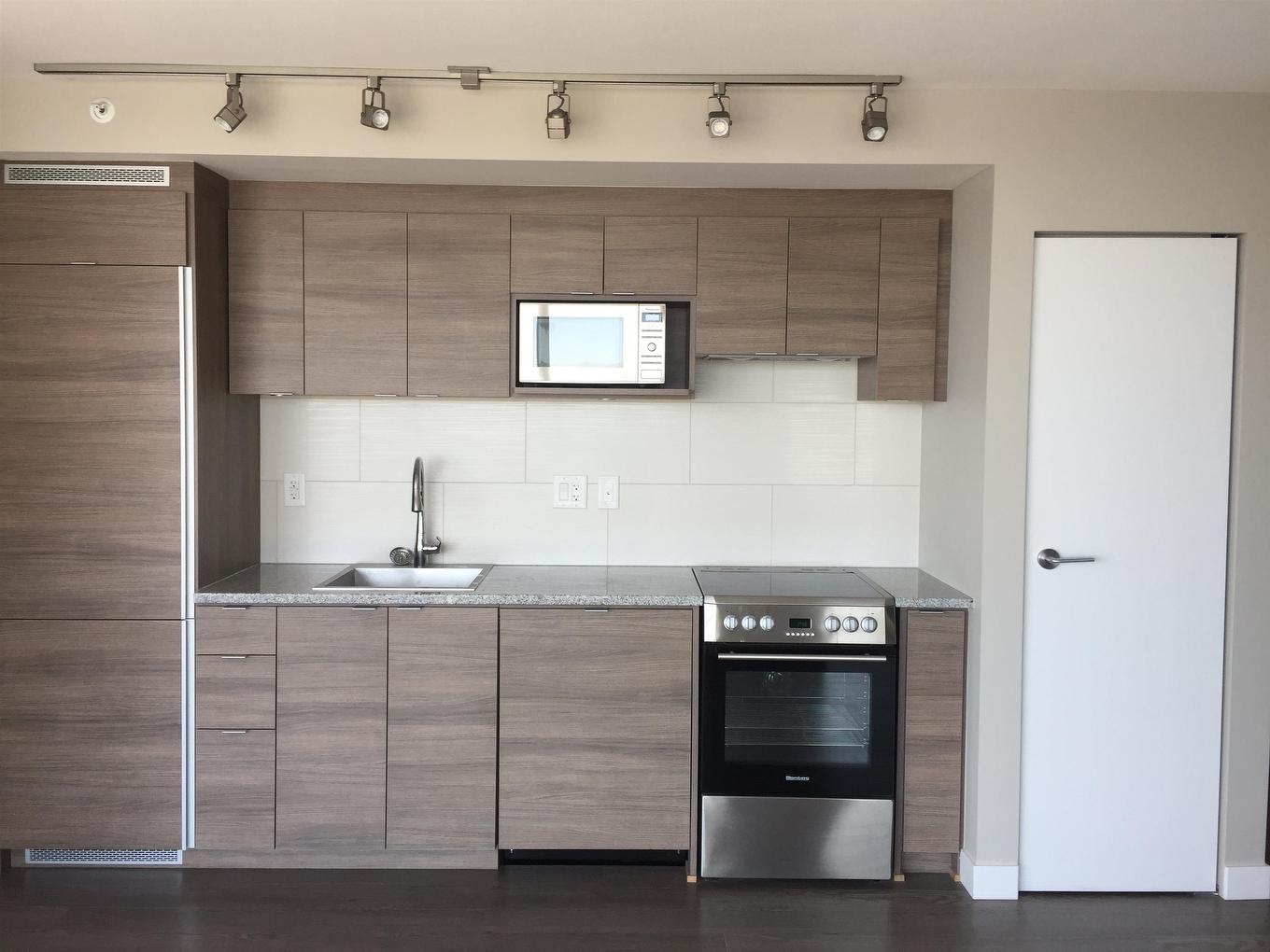 3303-488 Marine Drive Sw, Vancouver, BC