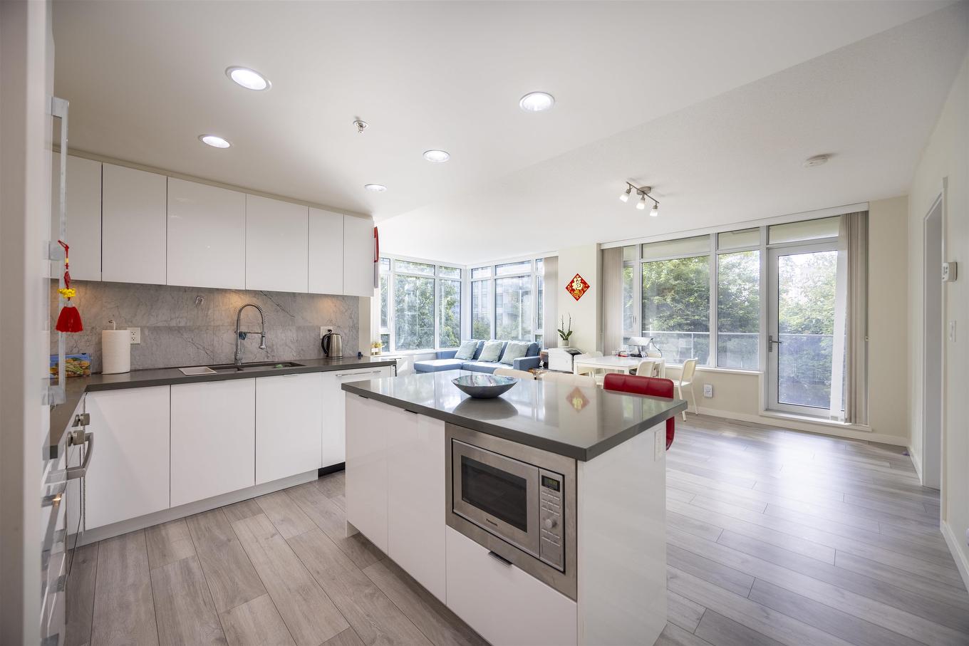 609-7328 Gollner Avenue, Richmond, BC