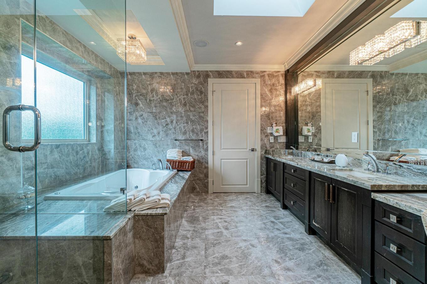 6680 Maple Road, Richmond, BC