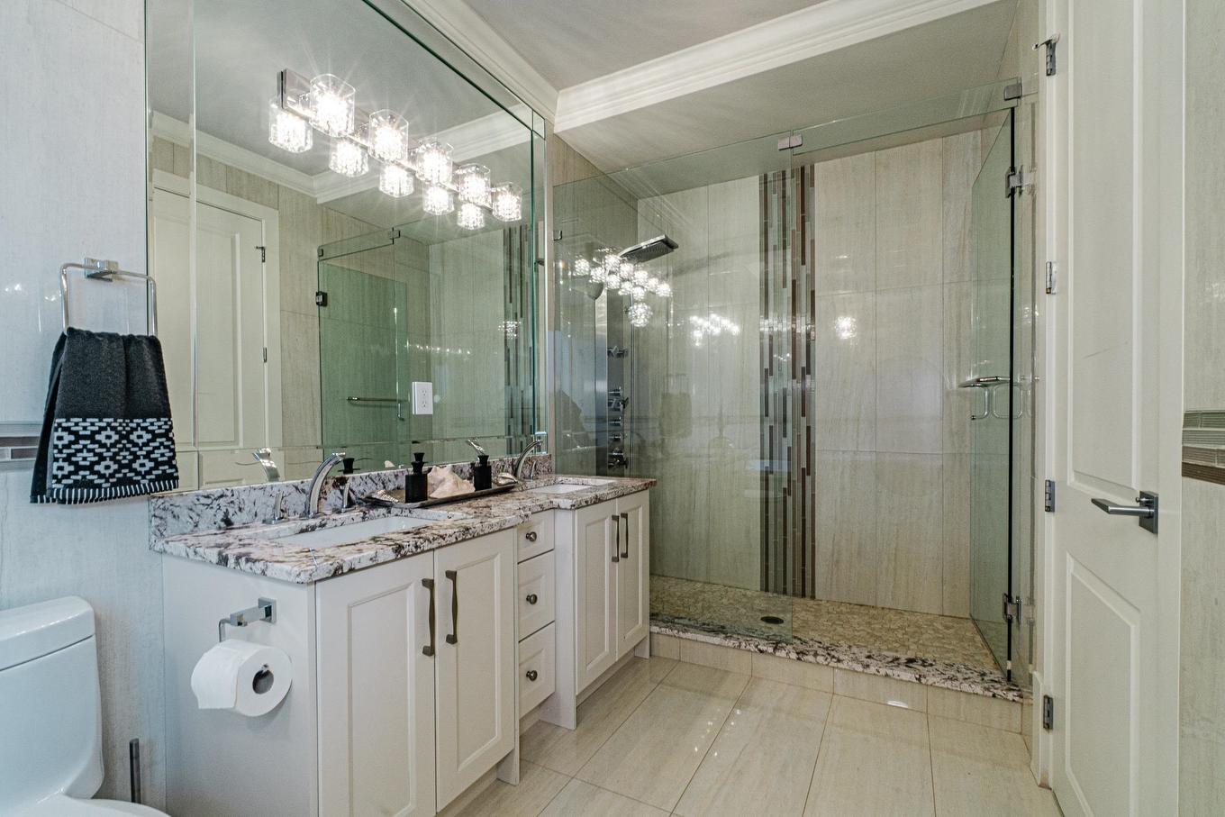 6680 Maple Road, Richmond, BC