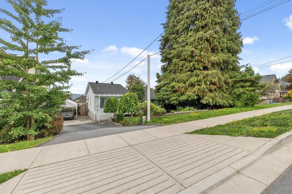 1020 Walls Avenue, Coquitlam, BC