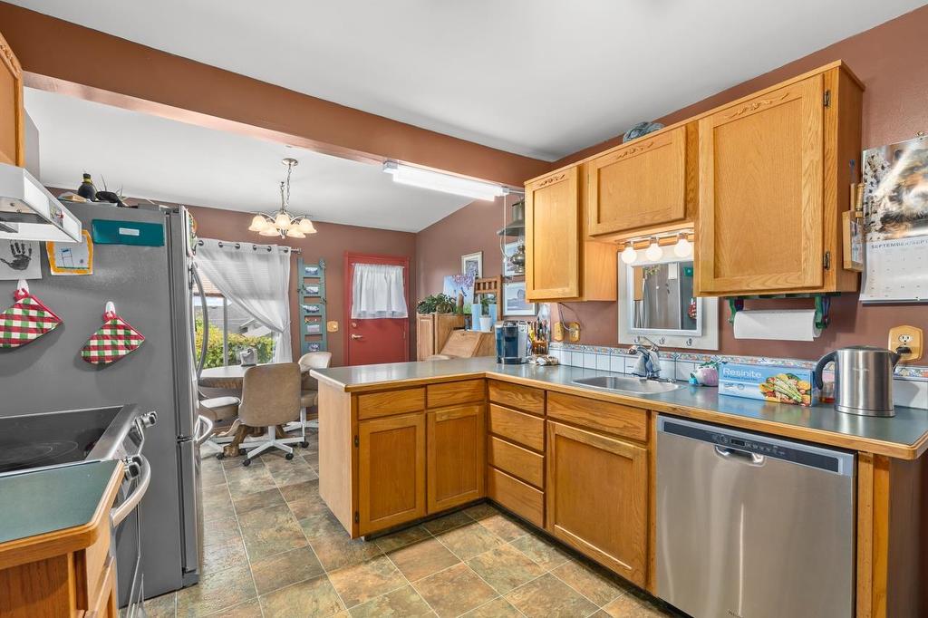 1020 Walls Avenue, Coquitlam, BC