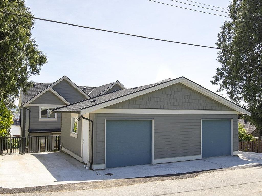 1927 River Drive, New Westminster, BC